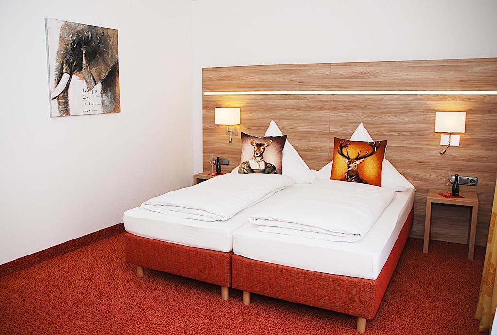 Hotel Isartaler Hof Wolfratshausen Room photo